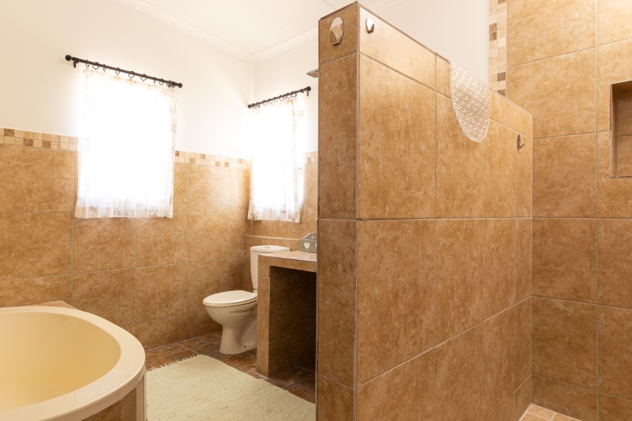 4 Bedroom Property for Sale in Dwarskersbos Western Cape